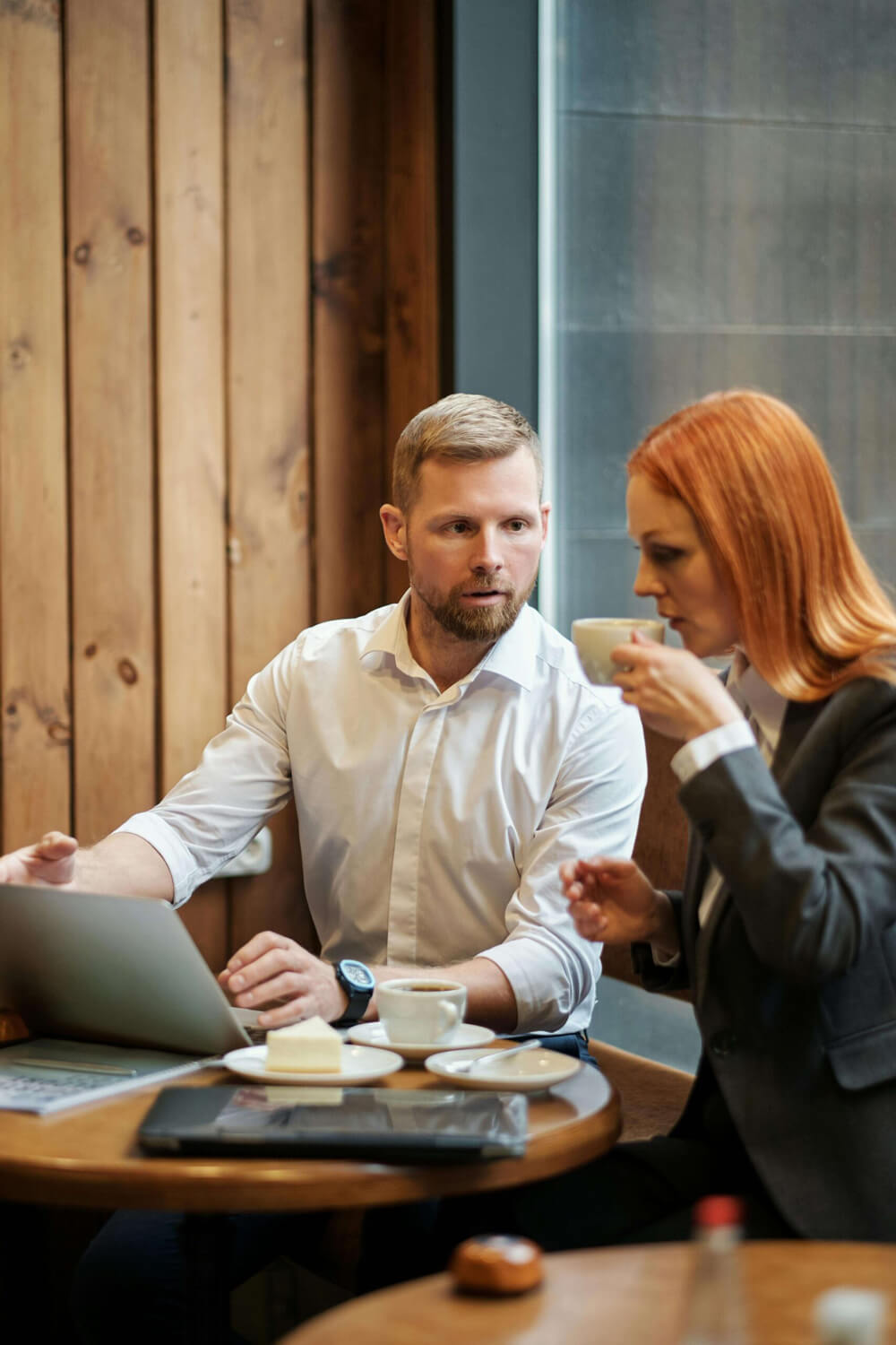 Springfield Coffee Shop, talking about SEO sitting at a computer